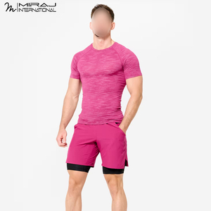 Ensemble de vêtements de sport pour hommes 2026 personnalisé haute performance : T-shirt d'entraînement respirant et short de sport 2-en-1 - Product Image 2