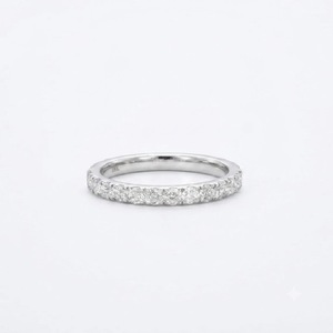 Anillo de Boda de Media Eternidad Apilable de Oro Sólido de 9K, 10K, 14K, 18K con Diamante Redondo Creado en Laboratorio con Certificado IGI, Claridad DEF VS VVS - Product Image 1