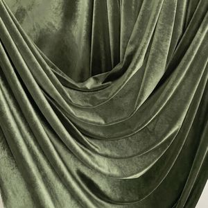 Tissu en velours vert de luxe 100% polyester 130 GSM, séchage rapide, respirant, tissé uni, doux, confortable, résistant aux plis - Product Image 3