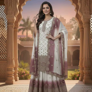 Conjunto Premium de Kurti y Plazzo de Georgette de Doble Tono con Bordado de Lentejuelas de 5mm y Dupatta con Trabajo de Calado - Product Image 1