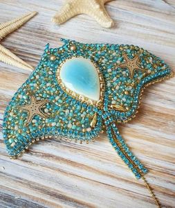 Broche Bordado a Mano con Cuentas para Mujer, Accesorios de Moda, Broche de Lujo Bordado a Mano con Cuentas y Cristal Premium - Product Image 5