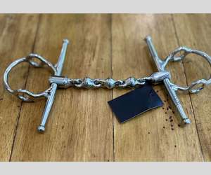 Boquilla de Junta Única de acero inoxidable Kimblewick Bit Western Snaffle OEM Venta al por mayor Horse Riding Hollow Bit Producto de gran oferta - Product Image 3