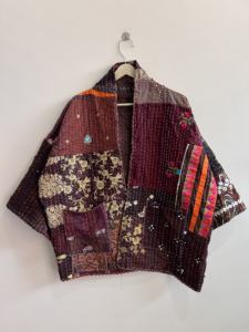 Lot en gros de vestes matelassées Kantha brodées, style bohème, patchwork traditionnel indien fait main, couleurs variées, pour femmes - Product Image 5