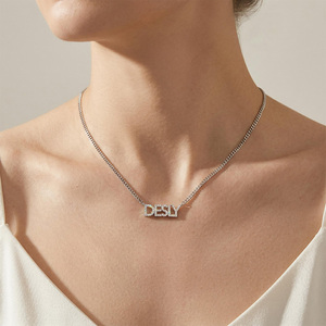 Collier Pendentif Lettre Personnalisé Sertie de Diamants avec Chaîne Corde Plaqué Or 18K Diamants de Laboratoire Luxe Cadeau le Plus Populaire - Product Image 1