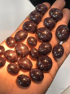 Cabochons de grenat rouge naturel en vrac, formes et tailles variées, environ 15-20 mm - Product Image 5