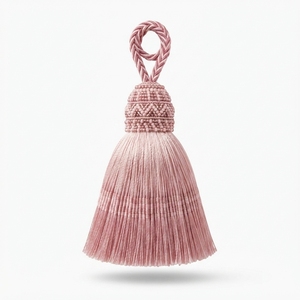 Pompons de luxe de qualité supérieure, accessoires décoratifs suspendus avec logo personnalisé, service OEM, taille OEM, fabricant de marques privées - Product Image 5