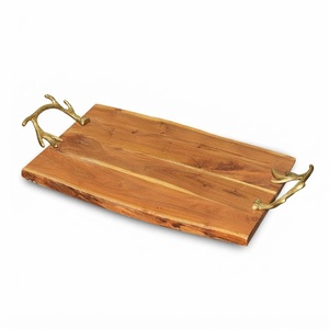Bandeja de Servir de Madera de Mango de la Mejor Calidad con Asas de Hoja de Latón, Bandeja Rectangular Decorativa para Mesa de Centro, Precio al por Mayor - Product Image 3