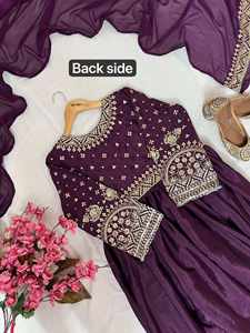 Elegante Vestido Anarkali Étnico de Diseñador con Dupatta, Recién Lanzado, Talla Grande, Traje de Novia para Bodas, Fiestas y Celebraciones Festivas - Product Image 4