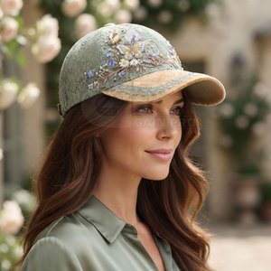 Casquette de baseball tendance pour femme en dentelle avec détails floraux, ajustable, idéale pour l'été, la plage, les voyages et la mode urbaine - Product Image 4