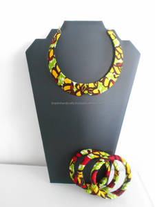 สร้อยคอลูกปัดแก้วลายดอกไม้สำหรับงานแต่งและงานเทศกาลทำมือ - Product Image 4