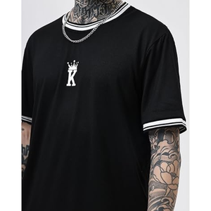 Camiseta de hombre con estampado de letras Crown, ribete a rayas, manga corta, cuello redondo, informal, de verano - Product Image 5