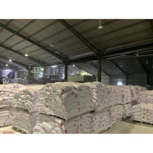 Plancher supérieur de PVC de résistance à l'usure pour le SPC et le LVT avec les remplisseurs de la meilleure qualité - Product Image 5