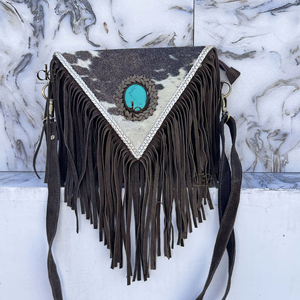 Bolso Bandolera de Cuero Vacuno con Flecos, Estilo Bohemio, con Piedra Turquesa, Bolso Elegante, Superventas, Tamaño Pequeño - Product Image 1