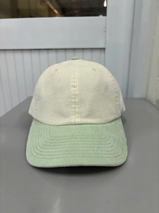 Gorra de Béisbol de Pana de 6 Paneles sin Estructura con Logotipo Personalizado, Fabricada en Vietnam, para Adultos, Uso Casual en Invierno y al Aire Libre - Product Image 1