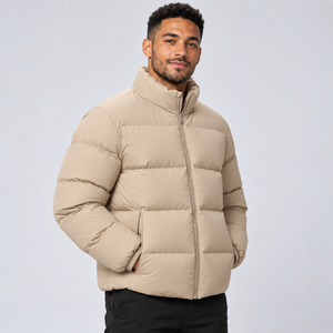 Vestes matelassées pour hommes sur mesure, conçues avec des matériaux de qualité, un rembourrage confortable et des coupes contemporaines pour les marques de mode et la vente en gros. - Product Image 6