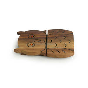 Royal Essence Bandeja DE SERVICIO DE MADERA personalizada Forma de búho Diseño hecho a mano duradero Opciones de madera para ocasiones especiales y uso diario - Product Image 3