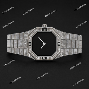 Montre octogonale sertie de diamants avec cadran noir, chiffres romains, montre-bracelet de luxe entièrement pavée - Product Image 2