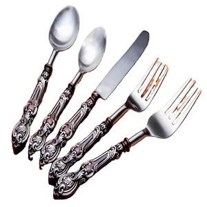 Cubiertos de Acero Inoxidable con Adorable Mango de Cobre Repujado Estilo Antiguo, Cubiertos Decorativos de Metal para Mesa - Product Image 1