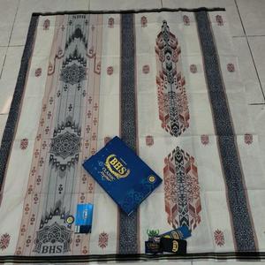 ผ้าซารอง Lungi BHS Classic A สวมใส่สบาย ทันสมัย เหมาะสำหรับผู้ชายใส่ในชีวิตประจำวัน กิจกรรมทางศาสนา ชุดซารอง - Product Image 1
