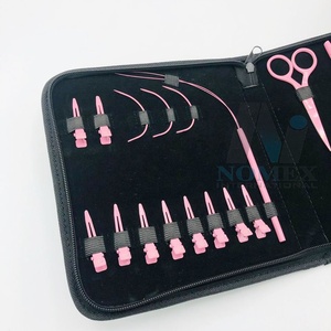 ชุดอุปกรณ์ต่อผม สีชมพูอ่อน สแตนเลสสตีล พร้อมกรรไกรขนาดเล็ก กิ๊บติดผม เข็มแบบ C  รับผลิตแบรนด์ส่วนตัว - Product Image 1