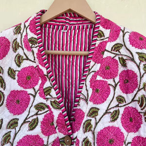 Indian Handmade 100% Cotton Eco-Friendly Quilted Anti-Wrinkle Breathable Quick Dry Digital Printed Front Pocket <b>Covered</b> <b>Button</b> - Product Image 1