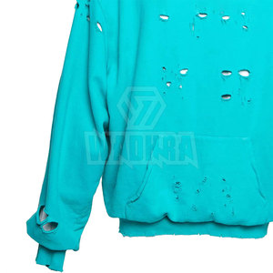 เสื้อฮู้ดดี้ผ้าคอตตอนผสมแบบดิสเทรส สวมใส่สบาย พร้อมดีเทลแฟชั่นทันสมัย เสื้อฮู้ดดี้ผู้ชายแบบดิสเทรสสำหรับใส่ลำลอง - Product Image 6