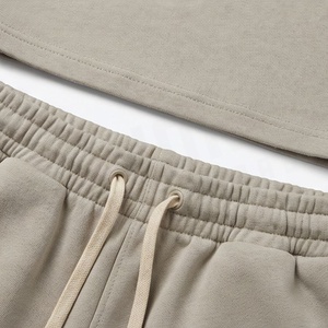 Conjunto de 2 Piezas para Mujer, Top Corto sin Mangas de Punto de Color Sólido y Pantalones Cortos por Encima de la Rodilla, Cuello Redondo, Ropa Deportiva Informal para Primavera/Verano - Product Image 5