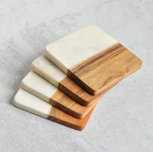 Posavasos de Resina Epoxi y Madera Ecológica de la Mejor Calidad con Diseño Floral para Decoración de Mesa de Fiesta por ArtisanVibe - Product Image 1