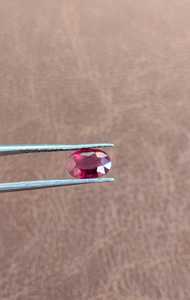 Rubis birman naturel non chauffé de 1,06 carat, taille ovale, qualité supérieure, rouge profond, bijoux fins de qualité supérieure, pierres précieuses en vrac pour la fabrication de bijoux - Product Image 3