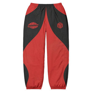 ชุดวอร์มไนลอนสั่งทำพิเศษ พิมพ์โลโก้แบรนด์ได้ ชุดออกกำลังกายสำหรับทุกเพศ ผู้ผลิตขายส่งแบบ OEM ปี 2026 - Product Image 6