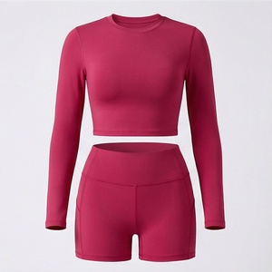 Conjunto Deportivo de 2 Piezas para Mujer, Top Corto de Manga Larga, Pantalones Cortos de Cintura Alta, Color Sólido, Tejido Transpirable, Ropa Deportiva por Encima de la Rodilla - Product Image 1