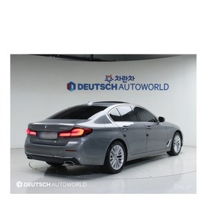 BMW Série 5 523d XDrive Luxe Diesel Boîte Automatique 2022 55 470 km Volant à Gauche - Product Image 2