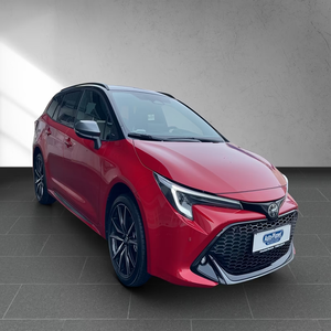 Toyota Corolla TS 2.0 Híbrido GR Sport 18Z con Monitor de Punto Ciego, Puerta Trasera Eléctrica, Sedán Premium - Product Image 1
