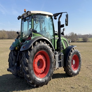 Tractor Usado FENDT de 80HP 4x4 para Uso Agrícola, con Caja de Cambios, Motor, Rodamientos, Bomba de Engranajes y Motor Diésel de 4 Cilindros - Product Image 3