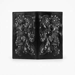 Funda de Pasaporte Larga de Cuero Genuino de Lujo para Mujer, con Bloqueo RFID, Impermeable, con Logotipo Grabado en Relieve y Espacio para Tarjetas de Crédito - Product Image 2