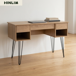Bureau moderne scandinave avec plateau en panneau stratifié et pieds en métal, design rectangulaire pour bureau à domicile, mobilier durable - Product Image 3