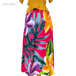 Jupe en rayonne peinte à la main Nouveau design Floral fabriqué à Bali par un artisan balinais Rayonne de haute qualité pour les femmes - Product Image 6