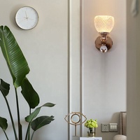Appliques murales fantaisie personnalisées pour salon villa Luminaire élégant pour lampe d'ingénierie de construction
