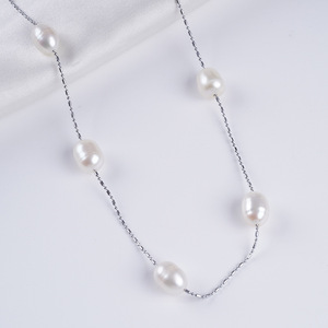 Collar de Perlas de Doble Capa con Diseño de Cielo Estrellado de Alta Gama para Mujer, Cadena de Clavícula con Forma de Arroz para Accesorios de Ropa - Product Image 4