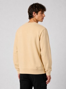 Sweat-shirt haute performance pour homme, conçu pour l'entraînement, le fitness, les voyages et les tenues décontractées, offrant un confort durable. - Product Image 6