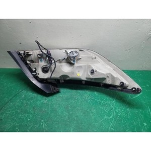 ไฟท้ายขวา LED แบบรวม (ด้านนอก) สำหรับรถ LaCrosse มือสอง ของแท้ OEM 20905472 - Product Image 4