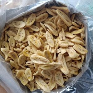 Produit phare : Tranches de banane Namwa, frites sous vide, faible teneur en humidité, chips de fruits séchés, collation croustillante, origine Vietnam - Product Image 2