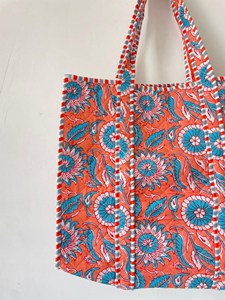 Sac fourre-tout matelassé bohème en coton rouge corail à imprimé floral, grande capacité, sac à bandoulière pour femme, idéal pour le shopping et les voyages - Product Image 4