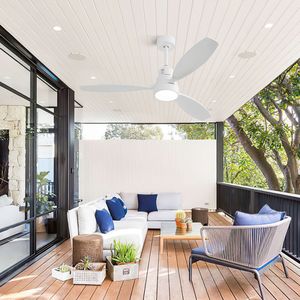 Ventilatore da Soffitto LED Integrato da 52 Pollici con 3 Pale in Legno, Kit Luce e Telecomando a 6 Velocità - Product Image 5