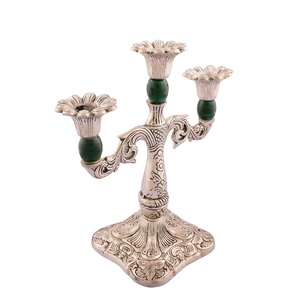 Candelabro decorativo navideño de metal con acabado verde, centro de mesa para el hogar, portavelas a precio de mayoreo - Product Image 5