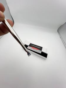 Herramienta Separadora de Pestañas 2 en 1 de Doble Punta, Removedor de Puntos Negros, Acabado Plateado Espejo, Más Vendida, para Lifting Facial, de Pestañas y Cejas - Product Image 2