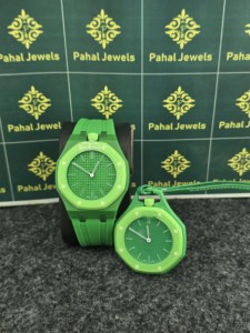 Reloj de Cuarzo Octagonal Verde Unisex, Pantalla Analógica, Correa de Silicona, Estilo Deportivo, Esfera de 40 mm, Resistente al Agua - Product Image 1