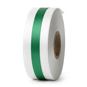 ริบบิ้นผ้าซาตินสีขาวลายเส้นสีเขียวตรงกลางขนาด 25 มม. สำหรับตกแต่งการ์ดเชิญ งานฝีมือ DIY ใช้ในงานจัดดอกไม้ และตกแต่งเสื้อผ้า - Product Image 1