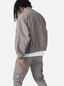 Custom Streetwear 100% Polyester Nylon <b>Waterproof</b> Men Oversized Zip up <b>Jackets</b> Cargo Track Windbreaker <b>Jacket</b> for Men - Product Image 2