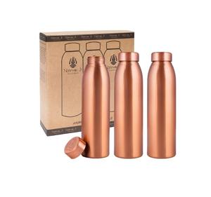 Juego de 3 piezas de recipientes martillados y ayurvédicos hechos de cobre puro - te ayuda a beber más agua, con numerosas beneficios para la salud - Product Image 1